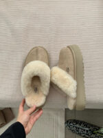 כפכפי פלטפורמה UGG