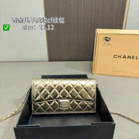 תיק CHANEL