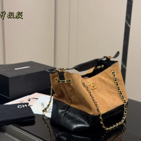 תיק CHANEL 25