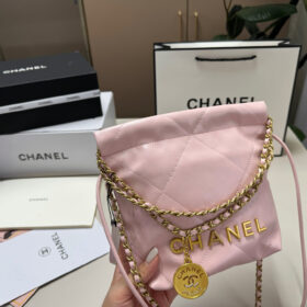 תיק CHANEL