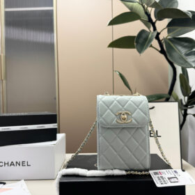 תיק CHANEL