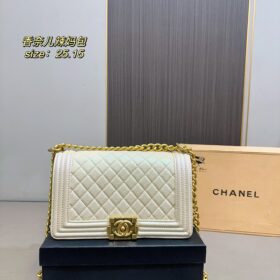 תיק צד CHANEL