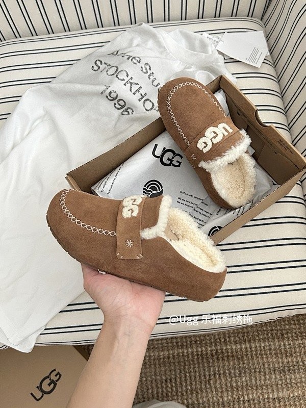 UGG-124 נעלי UGG – תמונה 1