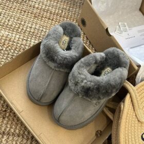 נעלי פלטפורמה 3 ס"מ UGG
