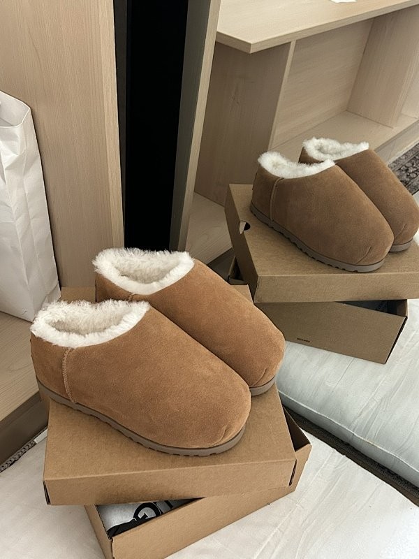 UGG-266 נעלי UGG – תמונה 1
