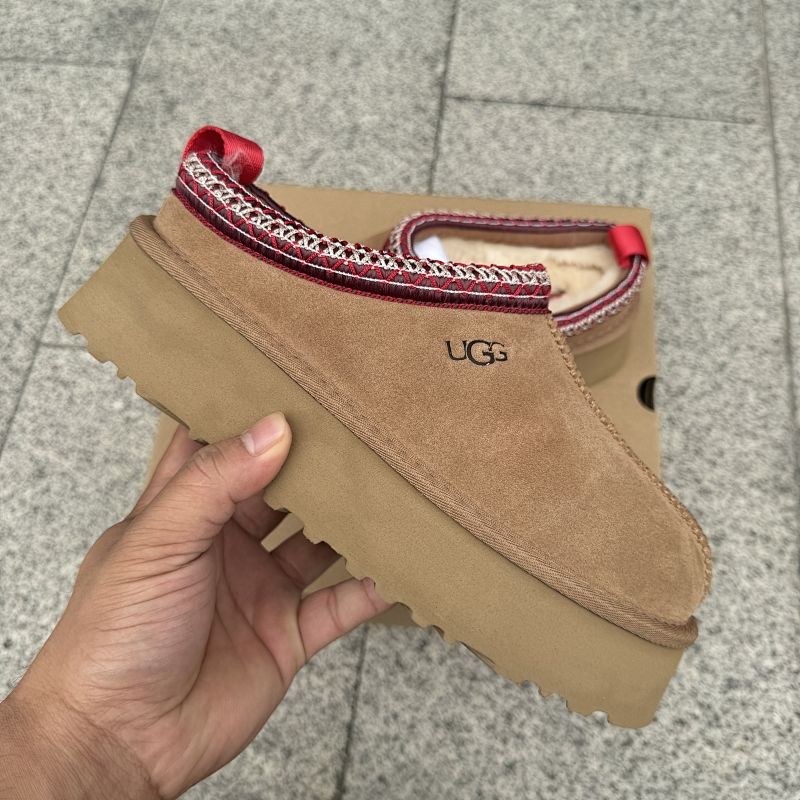 UGG TZ01