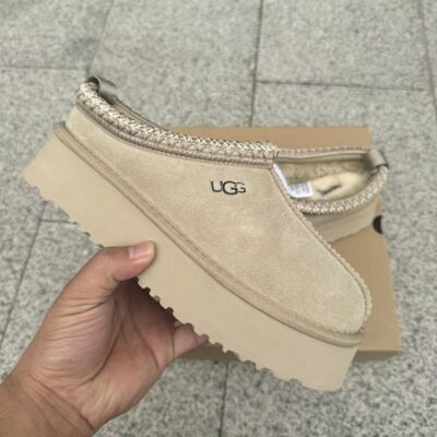 UGG TZ03
