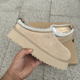 UGG TZ20