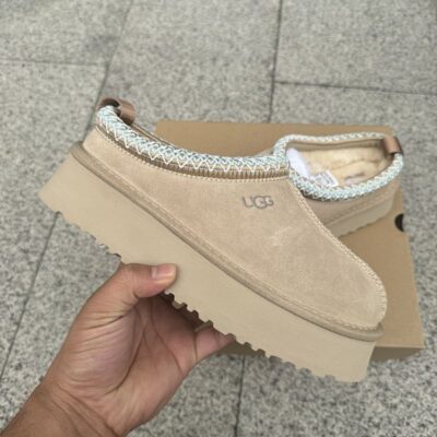 UGG TZ20