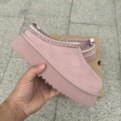 UGG TZ21