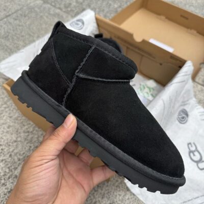 UGG