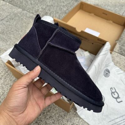 UGG