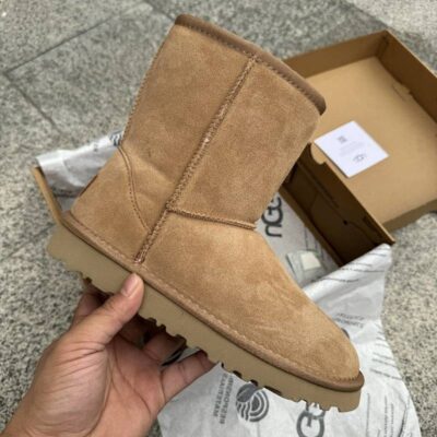 UGG