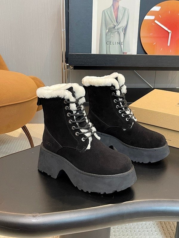 UGG-67-1 מגפי UGG – תמונה 1