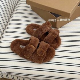 כפכפי UGG