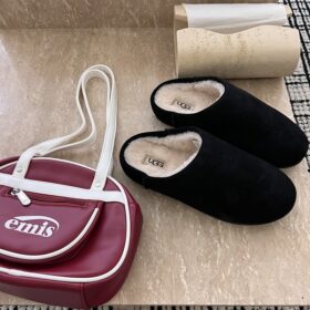 כפכפי UGG