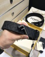 ⁦חגורה FENDI⁩ – תמונה ⁦2⁩