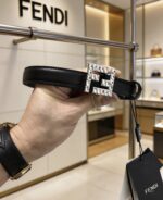 חגורה FENDI