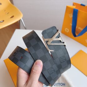 חגורה LOUIS VUITTON