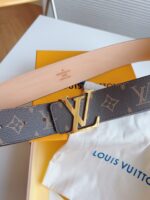 ⁦חגורה LOUIS VUITTON⁩ – תמונה ⁦4⁩
