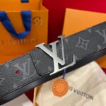 ⁦חגורה LOUIS VUITTON⁩ – תמונה ⁦2⁩
