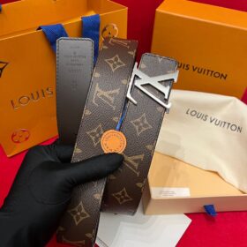 חגורה LOUIS VUITTON