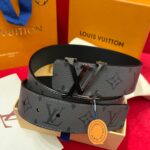 ⁦חגורה LOUIS VUITTON⁩ – תמונה ⁦2⁩