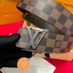⁦חגורה LOUIS VUITTON⁩ – תמונה ⁦2⁩