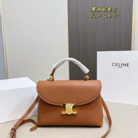 תיק יד CELINE Triomphe