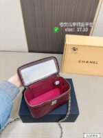 ⁦תיק CHANEL⁩ – תמונה ⁦2⁩