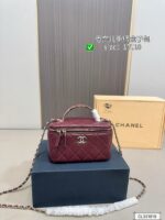 תיק CHANEL
