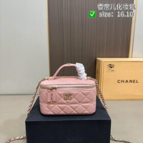 תיק CHANEL