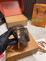 ⁦תיק LOUIS VUITTON⁩ – תמונה ⁦2⁩