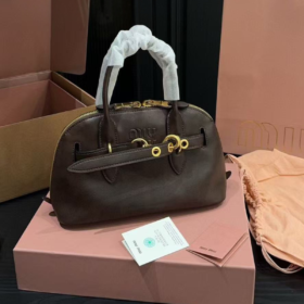 תיק MIU MIU