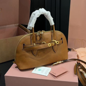 תיק MIU MIU