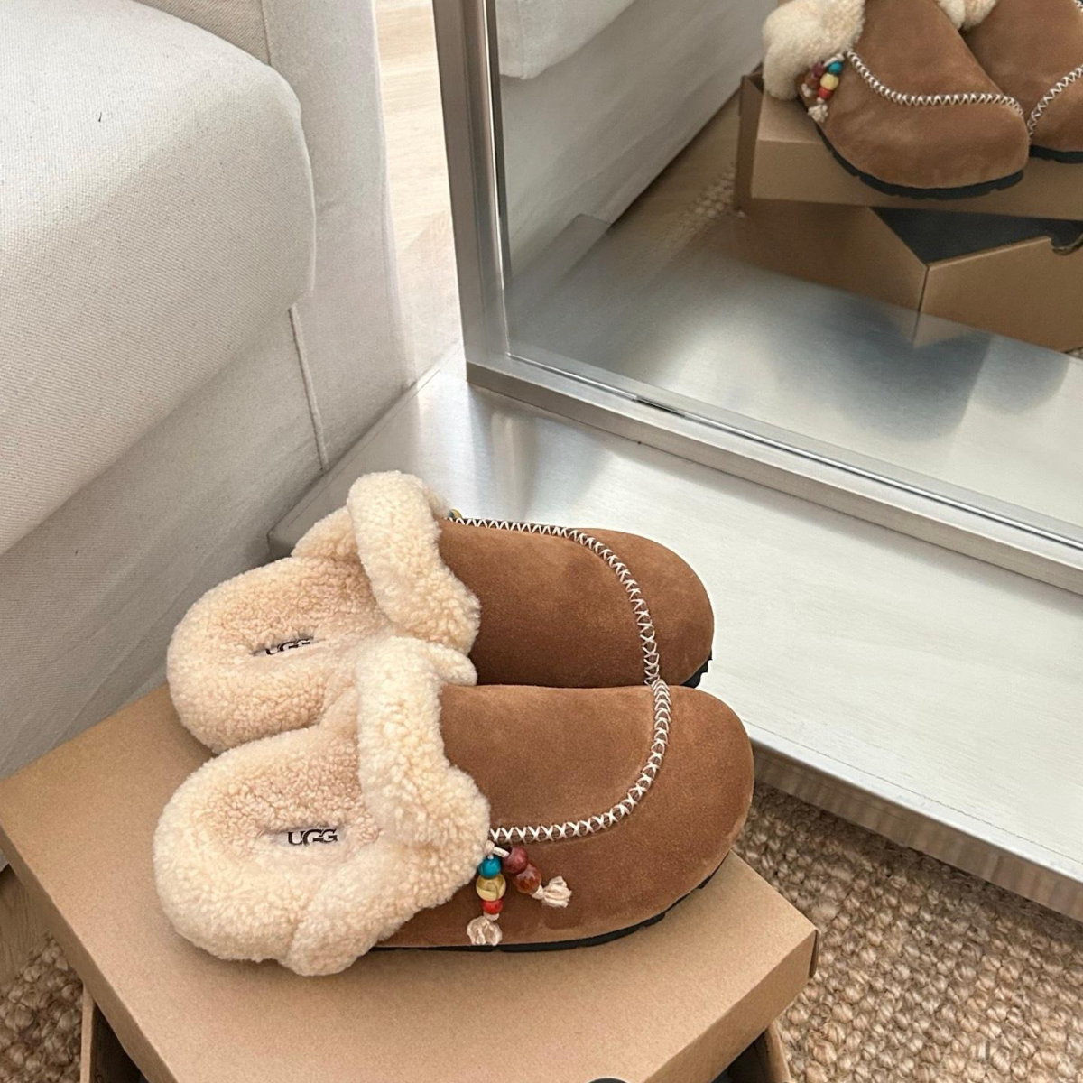 ⁦כפכפי UGG⁩ – תמונה ⁦1⁩