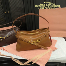 תיק MIU MIU