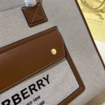 ⁦תיק BURBERRY⁩ – תמונה ⁦3⁩