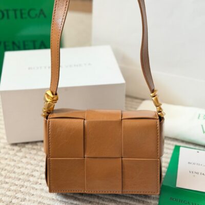 BOTTEGA VENETA PSBV002
