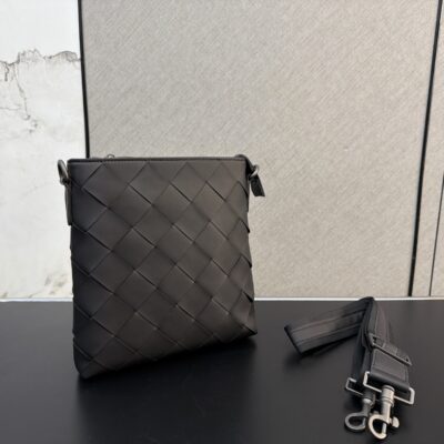 BOTTEGA VENETA PSBV003