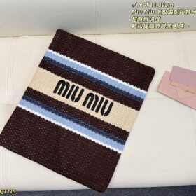 תיק MIU MIU