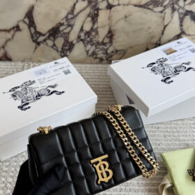 תיק BURBERRY Lola
