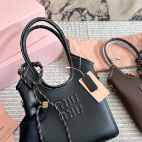 תיק MIU MIU Tote