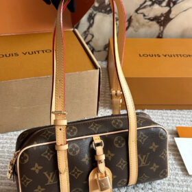 תיק LOUIS VUITTON
