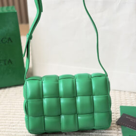 תיק BOTTEGA VENETA
