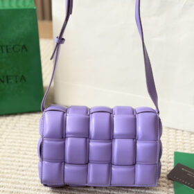 תיק BOTTEGA VENETA