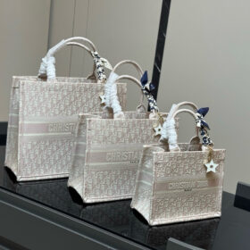 תיק DIOR Book Tote