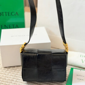 תיק צד BOTTEGA VENETA