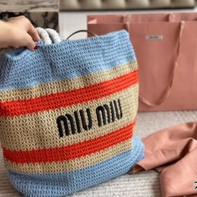 תיק MIU MIU