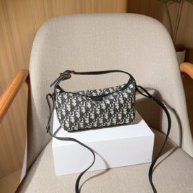 תיק DIOR Hobo